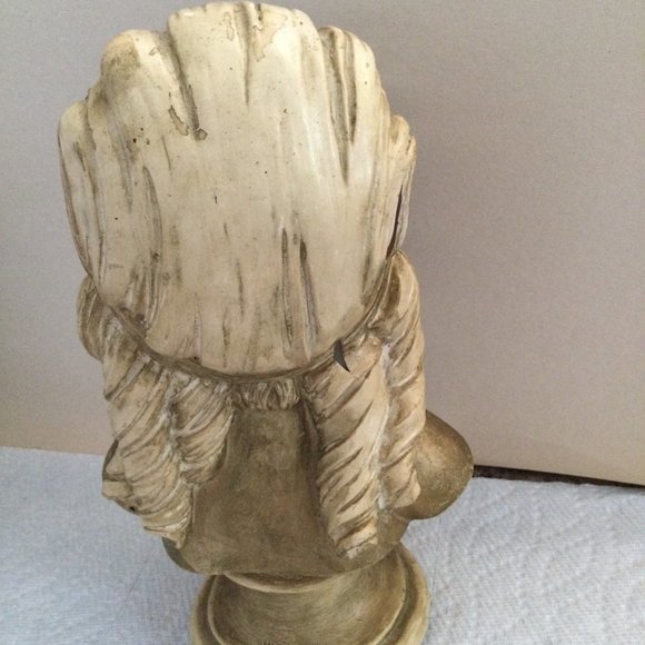 1962 Universal Statuary Corp. Chicago Girl figurine statue 10" - Picture 6 of 9